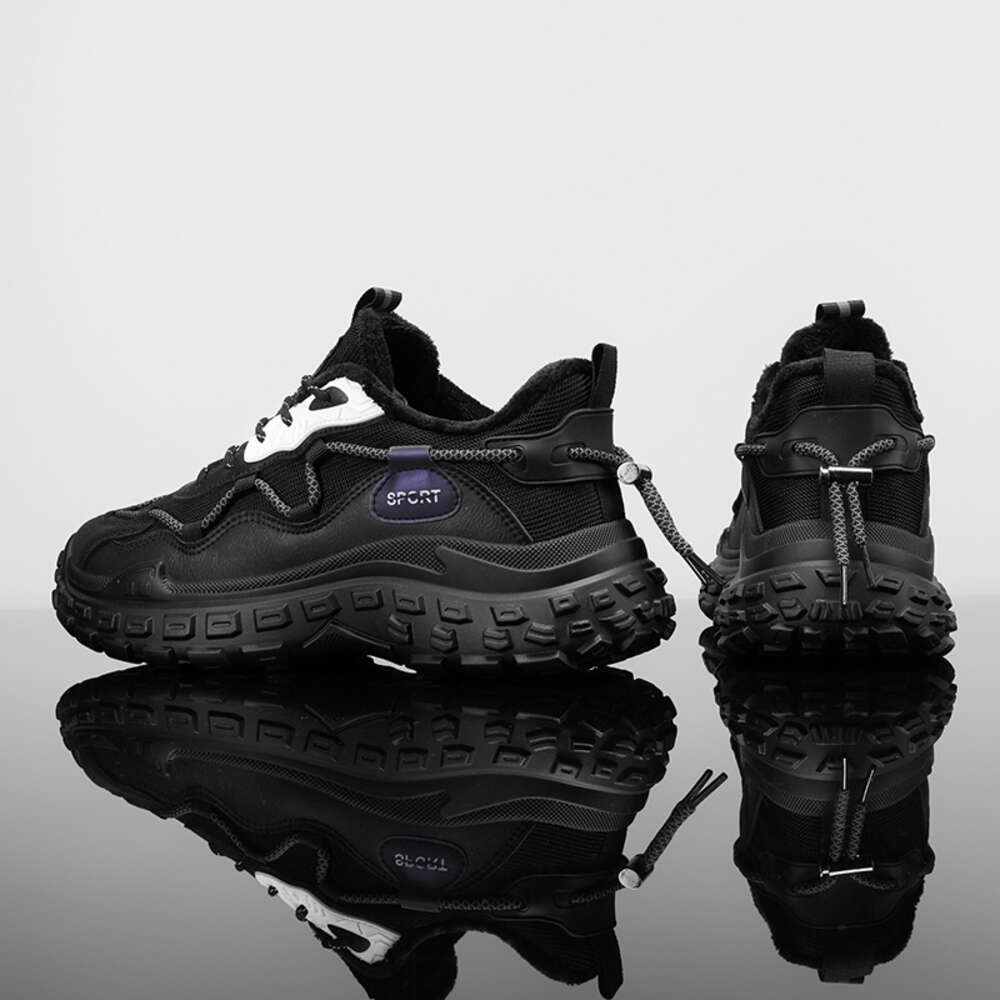 Autumn and winter hot sale of new tire sole plus cashmere cotton casual men's shoes