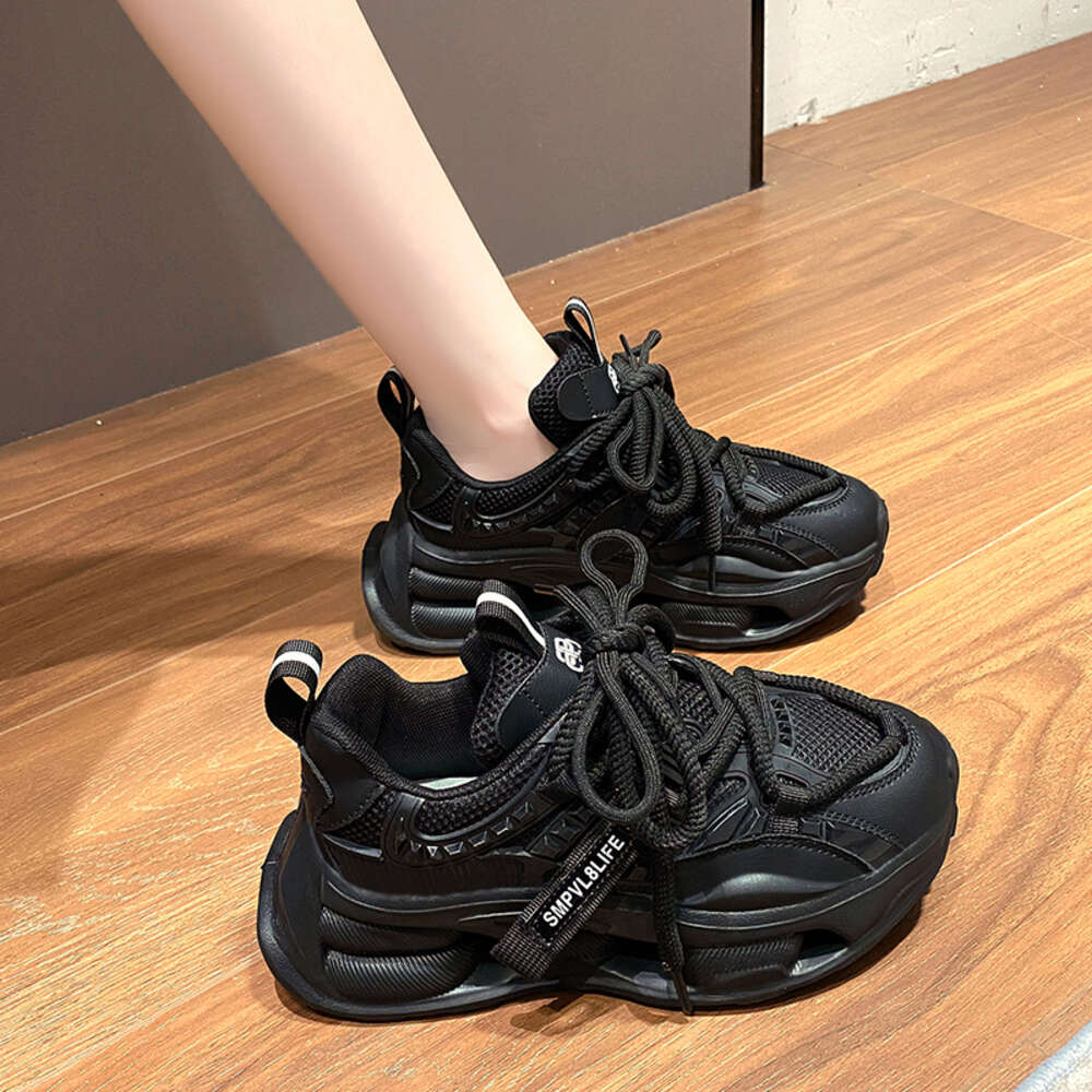 New design comfortable chunky women Custom running men mesh fabric Breathable style walking shoes for couple