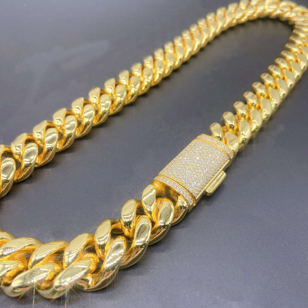 New Hip Hop 18mm Stainless Steel Cuban Link Chain with Moissanite Coupler
