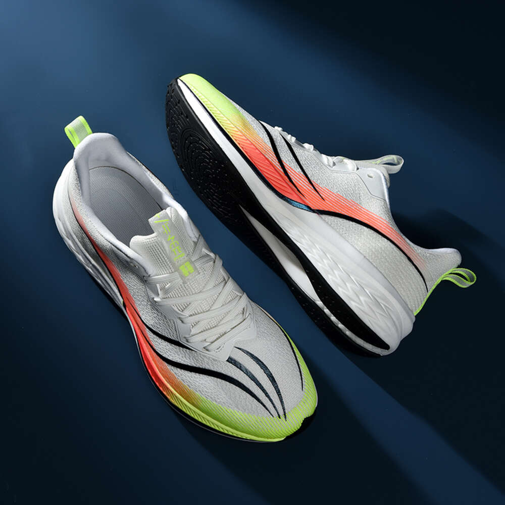 Mesh Breathable Fashion Sneakers lightweight High quality Outdoor Anti slip Sports Woman Men Casual Running Shoes