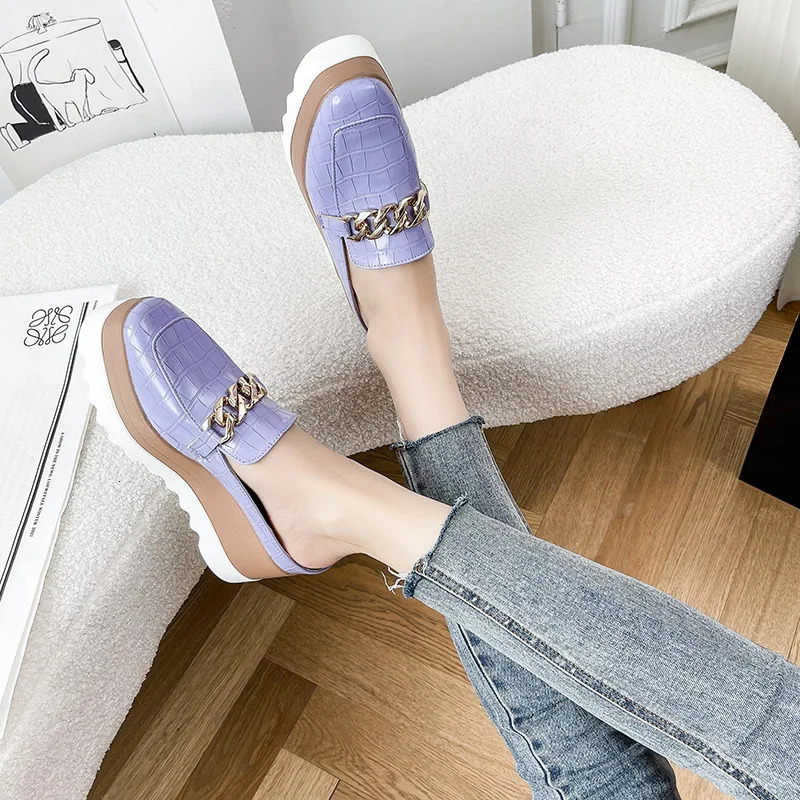 Slide womens flip comfortable rubber platform shoes Womens casual round toe flat shoes Autumn womens shoes PU 240611