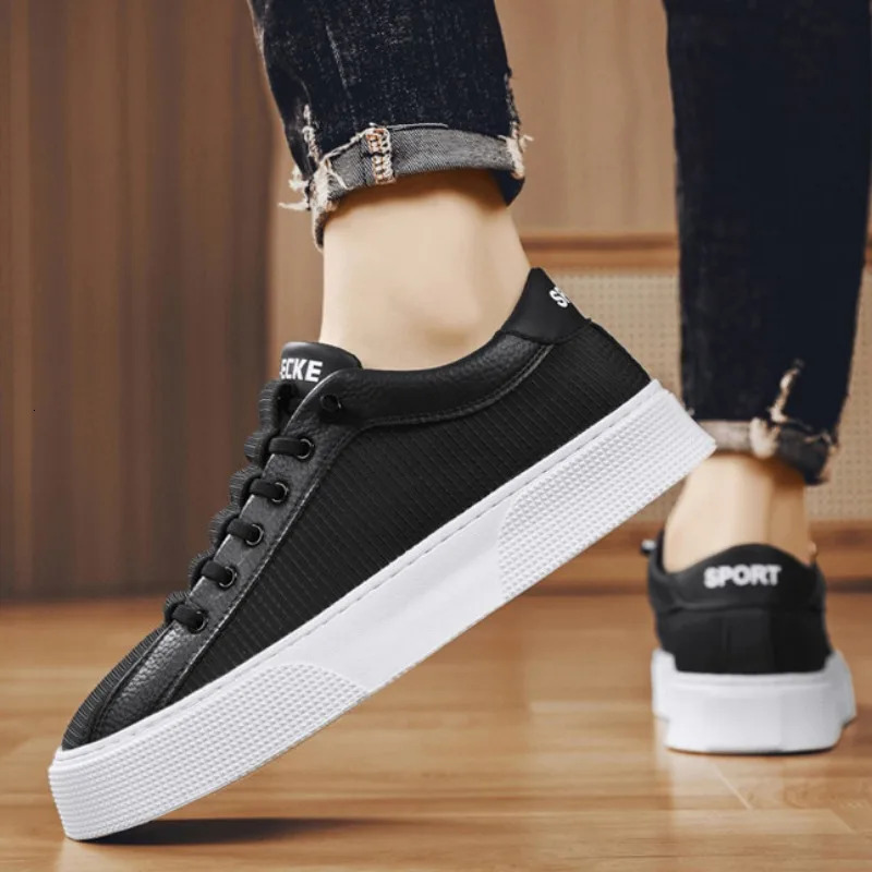 Mens Sneakers Summer Mesh Breathable Canvas Casual Shoes Fashion Skate Sport Running for Men Flats Tenis Masculino 240611