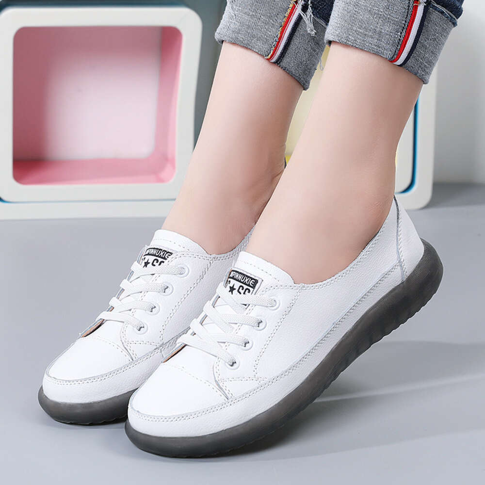 New leather single women sports casual flat soft soles comfortable lace-up women's shoes all fashion students hurenlakeshoes