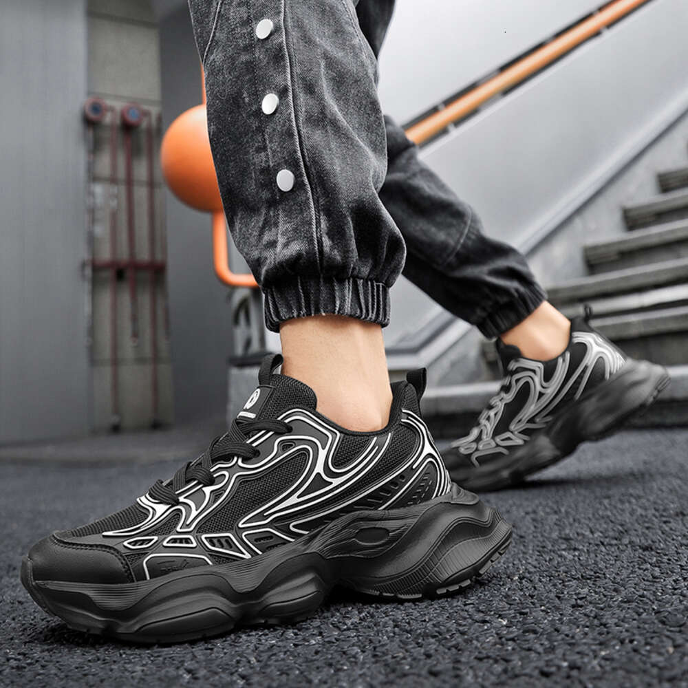 2024 New Fashion and Women's Sports Logo Ultra Light High Elastic Casual Walking Men's Running Shoes