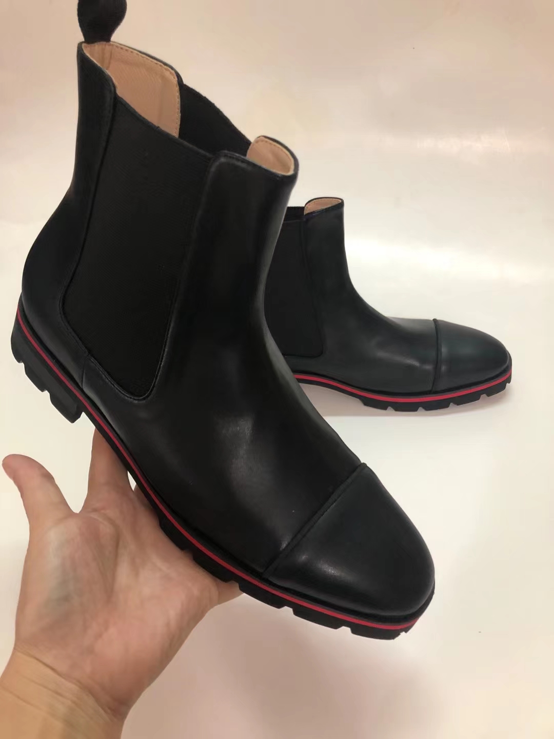 High Quality Men Boots Slip-On Low Heel Black Color High Top Botas Mujer Casual Ankle Motorcycle Shoes Leather Chelsea Boots