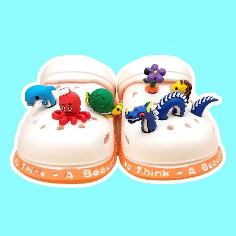 Decorate the cute charm of the 3D cartoon animal series with DIY accessories that are selling. Decorate with sandals 240611
