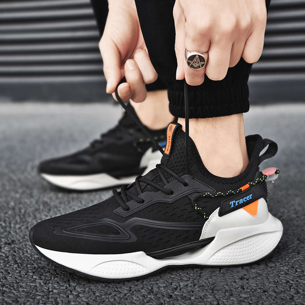 2024 High quality Outdoor Fashion Sneakers Mesh Breathable Comfortable Synthetic Sports Couple Men Casual Running Shoes