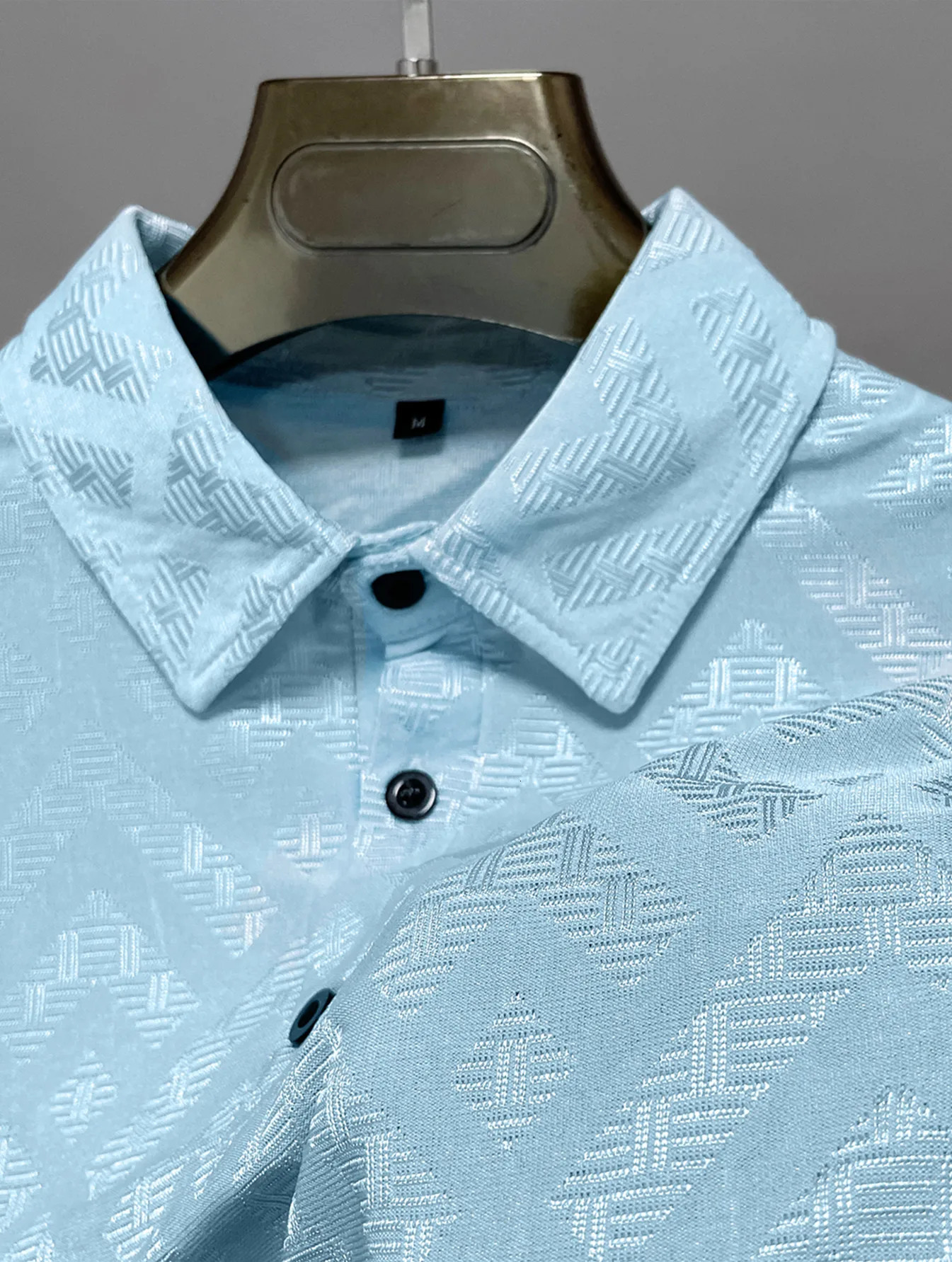 Mens Casual ShortSleeved Jacquard Weave Polo shirt Fashion Lapel Tshirt Breathable Button Shirt Clothing 240601