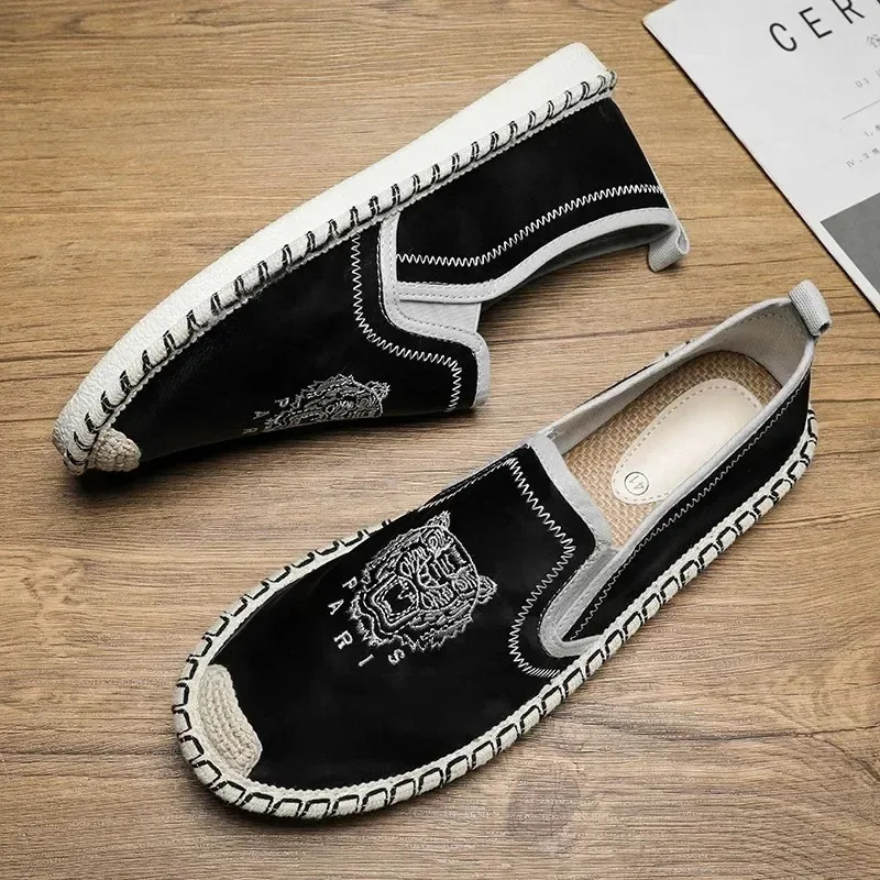 Men Casual Loafers Classic comfort Tiger Head Embroidered Walking Shoes Male Letter Printing Slip On Soft sole Jogging Trainers 240611