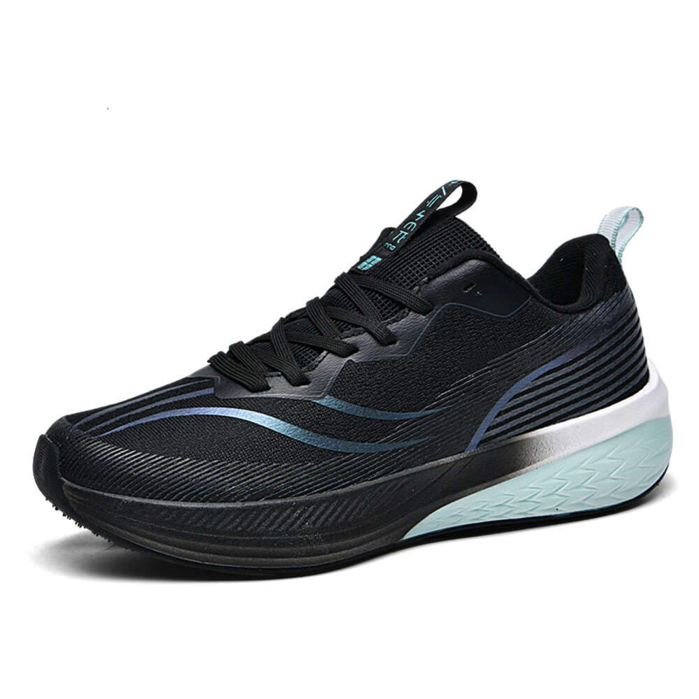 New Fashion Style Lightweight Mesh Upper Custom Running Shoes Designer Breathable Causal Sneakers For Men