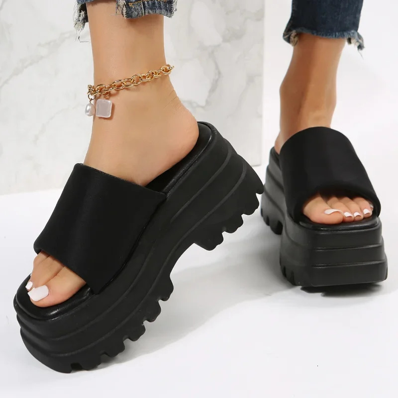 2024 Summer Womens Single Band Platform Sandals Black Nylon Thick Platform Wedge Sliding Sandals 240611