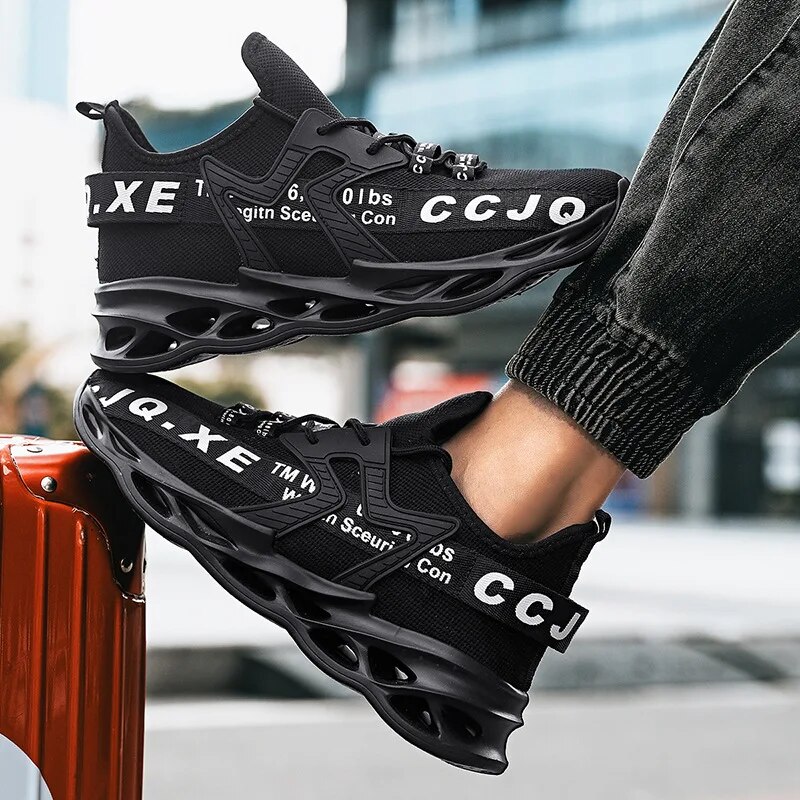Men Shoes Lightweight Sneakers White Outdoor Breathable Mesh Black Casual Shoes For Men Athletic Jogging Tennis Shoes 142