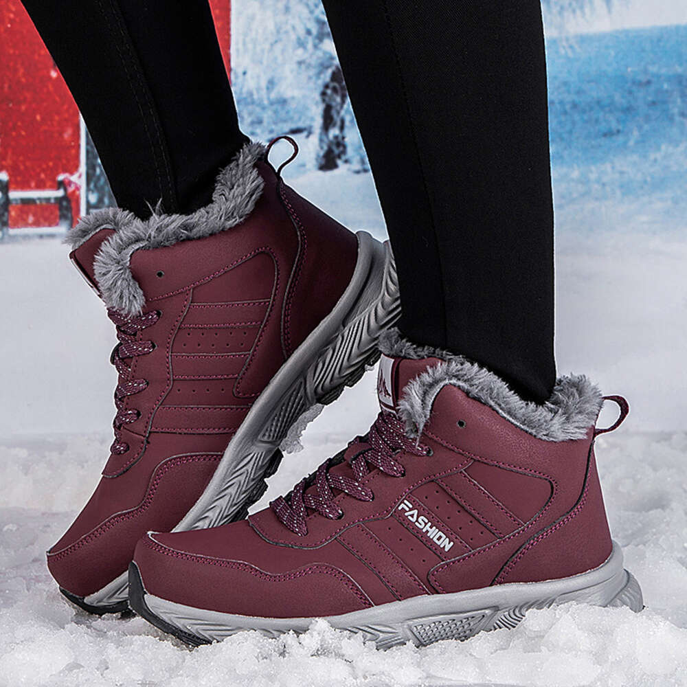 New design outdoor hiking winter warm sports cotton shoes plus cashmere walking men's snow boots