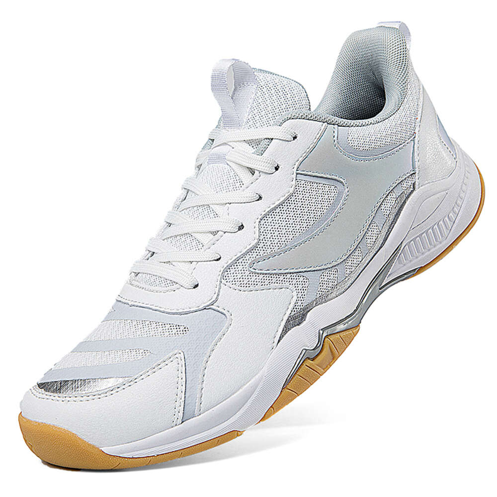Indoor gym latest custom lightweight non-slip tennis shoes