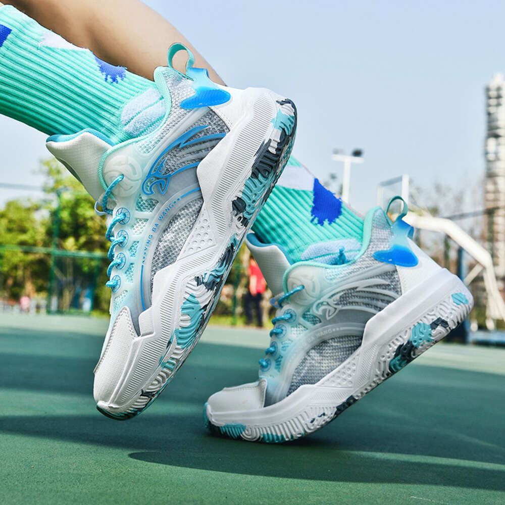 Factory Wholesale Brand Quality Sneakers Fashion Couple High Top Shock Absorbing Basketball Shoes