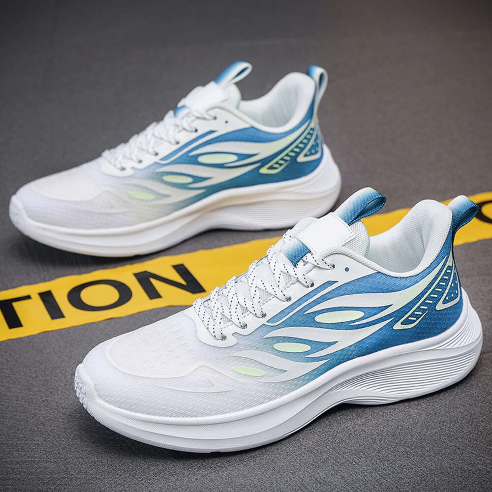 Spring New Men's Casual Breathable Mesh Sports Leisure Running Shoes Walking Style Sneaker For Men