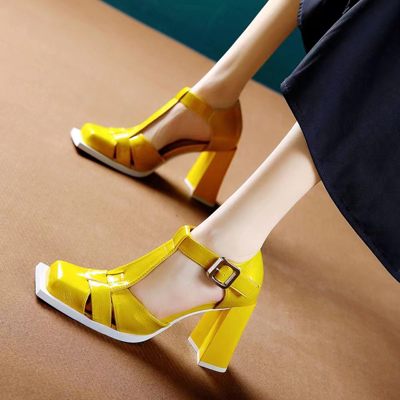 2025 new Janes Mary Shoes Square Toe Hollow Out Pumps Woman Thick Heel Patent Leather High Heels Sandals Women 2023 Summer 780c s