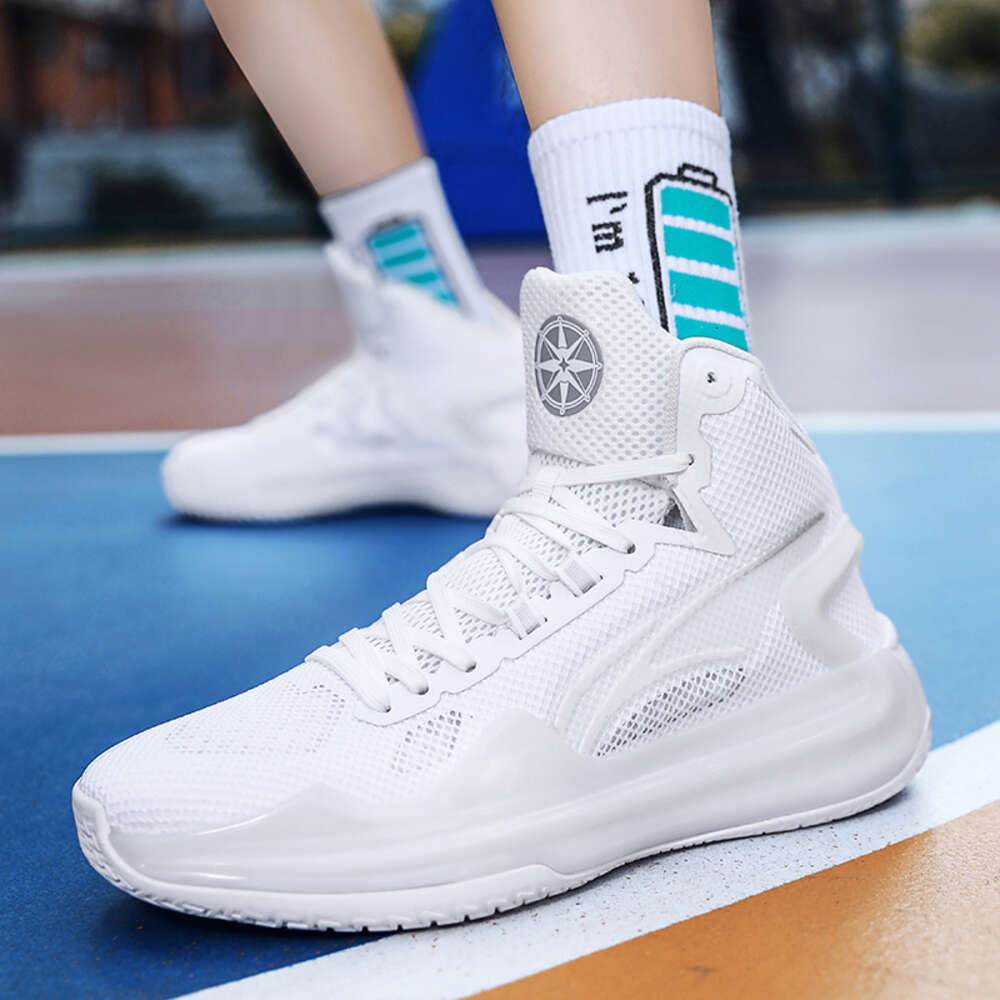 2023 New wholesale Professional basketball Sneakers Anti-skid High-top Couple Custom Brand Breathable Men Basketball Shoes
