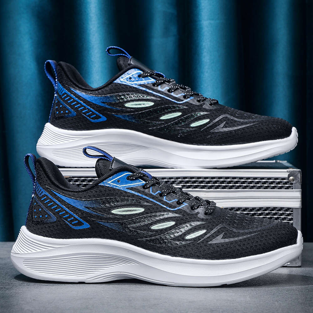 Spring New Men's Casual Breathable Mesh Sports Leisure Running Shoes Walking Style Sneaker For Men