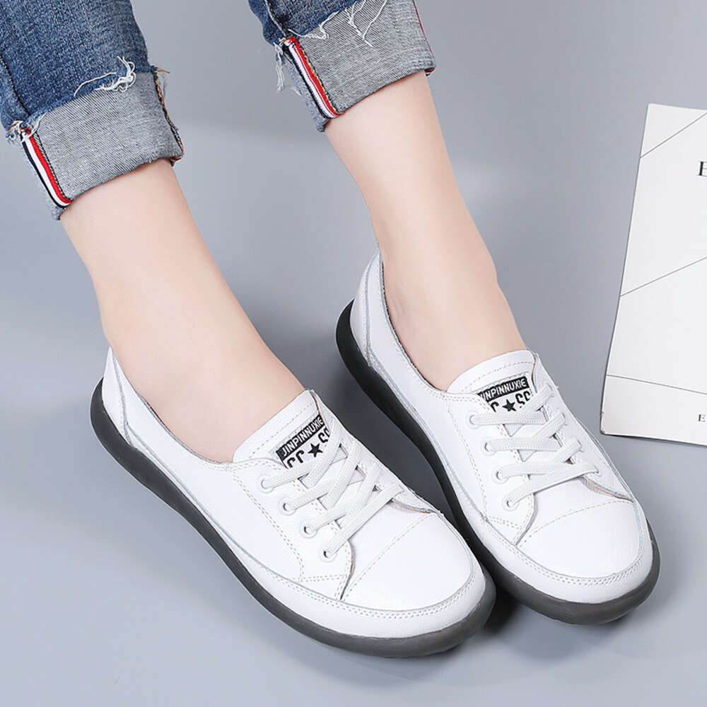 New leather single women sports casual flat soft soles comfortable lace-up women's shoes all fashion students hurenlakeshoes