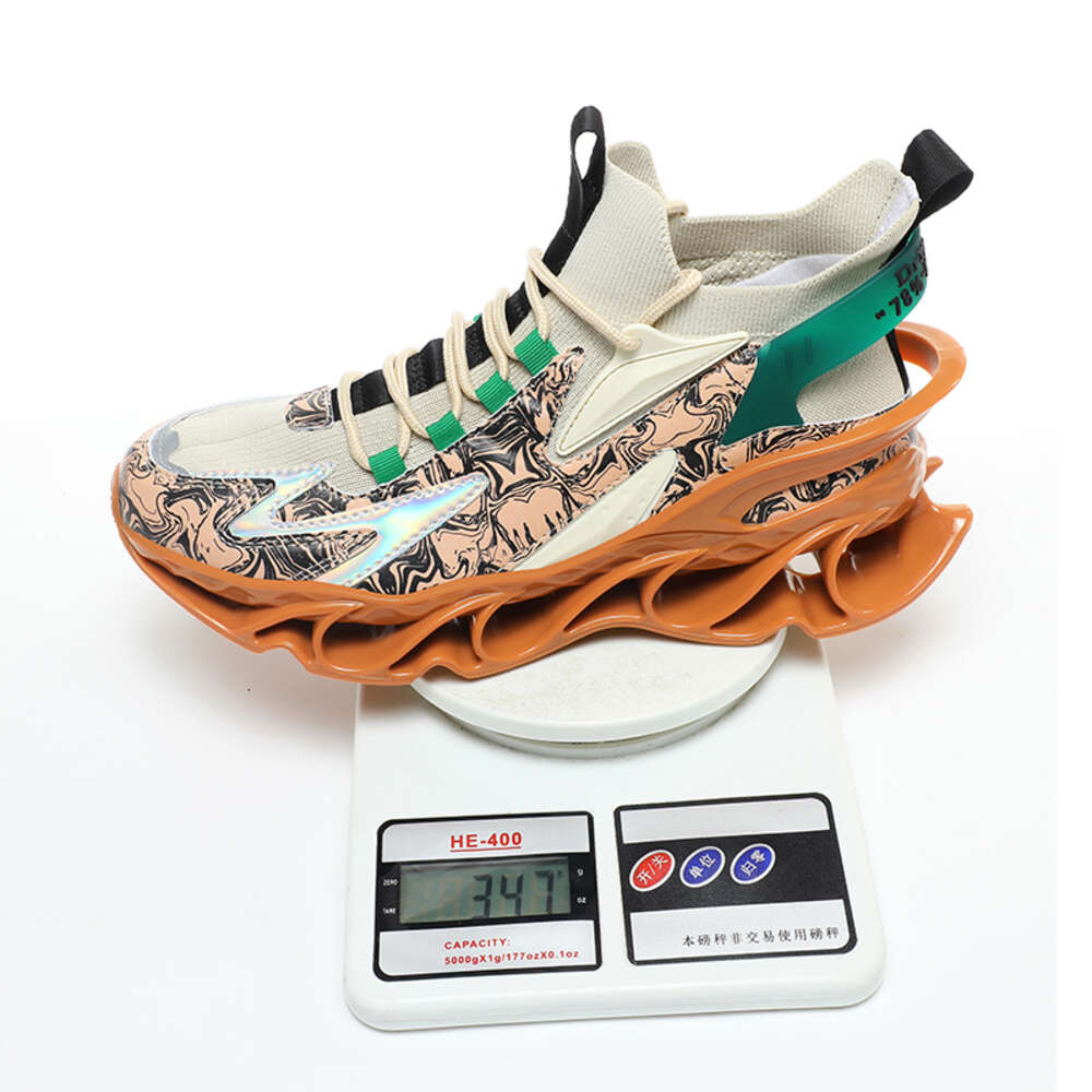 Wholesale custom Sports Spring Summer Men's Autumn Breathable Blade None Woven Running Shoes Sneakers For Men