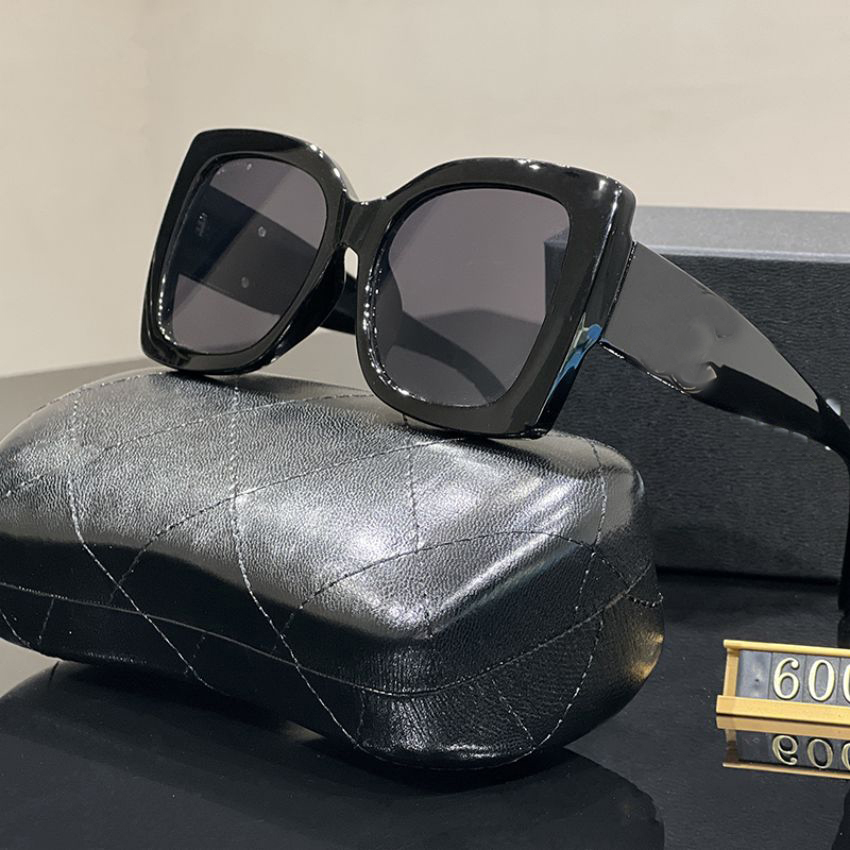 Luxury classic Square Sunglasses for women black men sunglasses