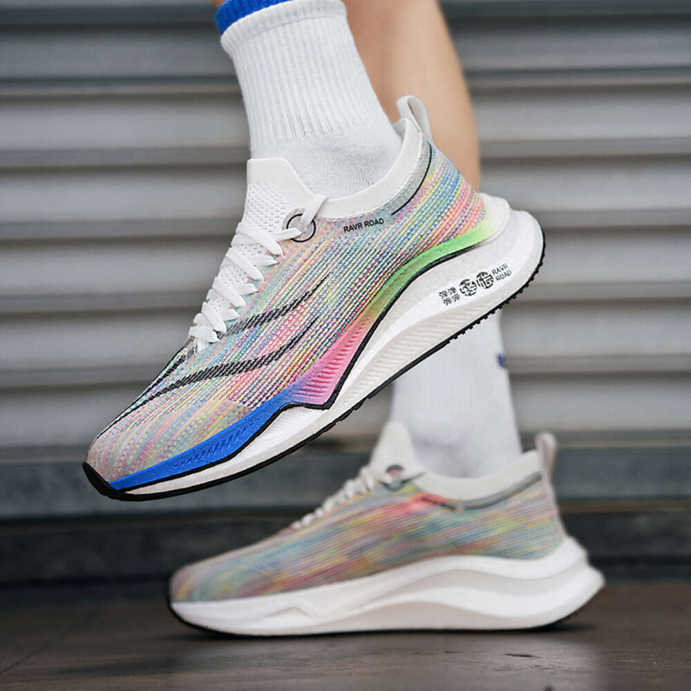 New Breathable Comfortable Outdoor Non slip Light Fashion Sneakers Sports Customized Men's Casual Running Shoes