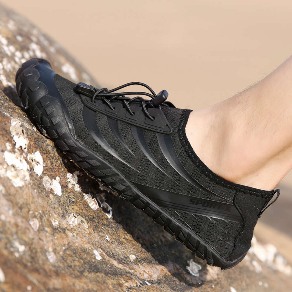 Men's Women's outdoor Walking Style Breathable Quick Drying High Quality Beach Shoes