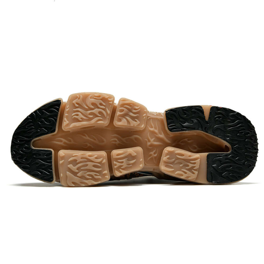 2023 PVC Large Blade Sole Summer Flying Weaving Breathable custom Men's Sneakers Fashion Running Shoes