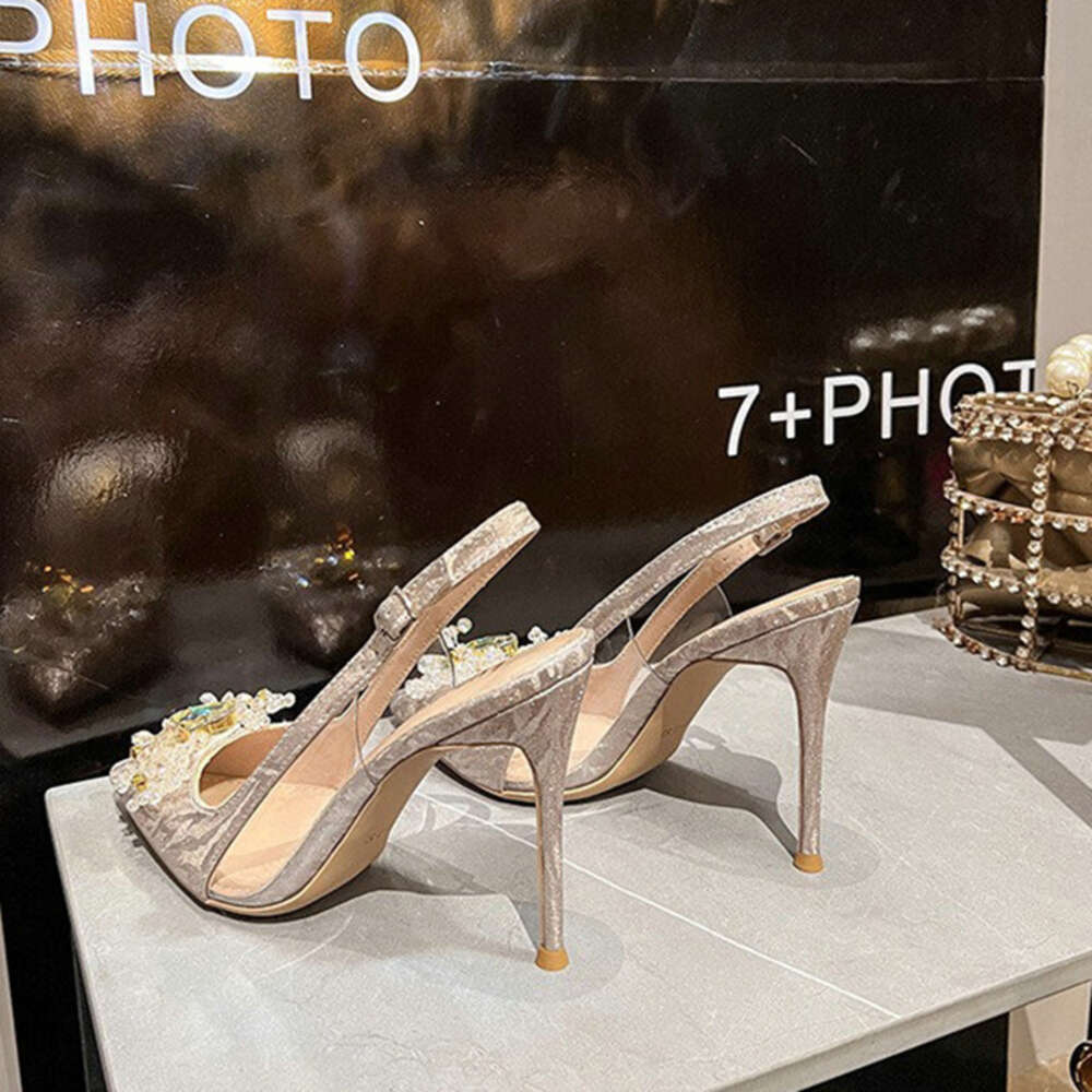 2024 New Fine Heel Pointy Dia Pumps Pearl Wedding Shoes Sparkles Baotou Glass Glue High-Heeled Sandals