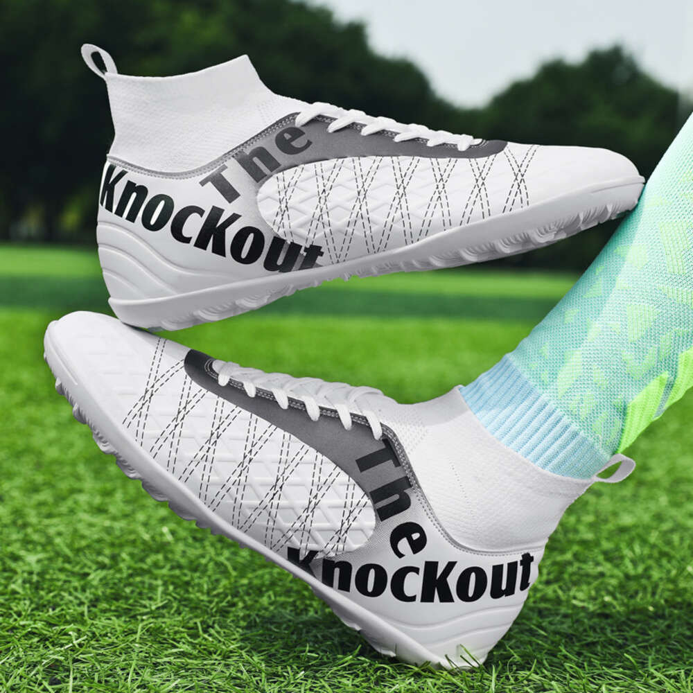Factory wholesale Large size adult children Cleats Football Boots Grass Training Match Futsal Lightweight Soccer Shoes