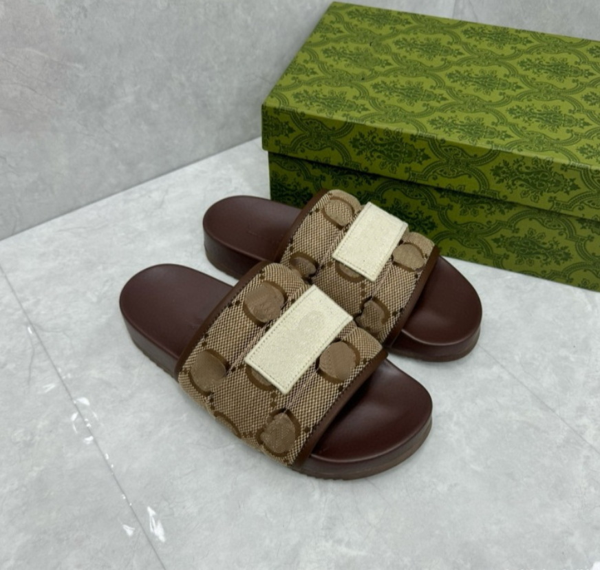 Designer Comfortable Slide Luxury Slippers 2024 Summer Letter Platforms Sandals Womens Out Wear Casual Heightening Couple Plus Size One-Word Sandal