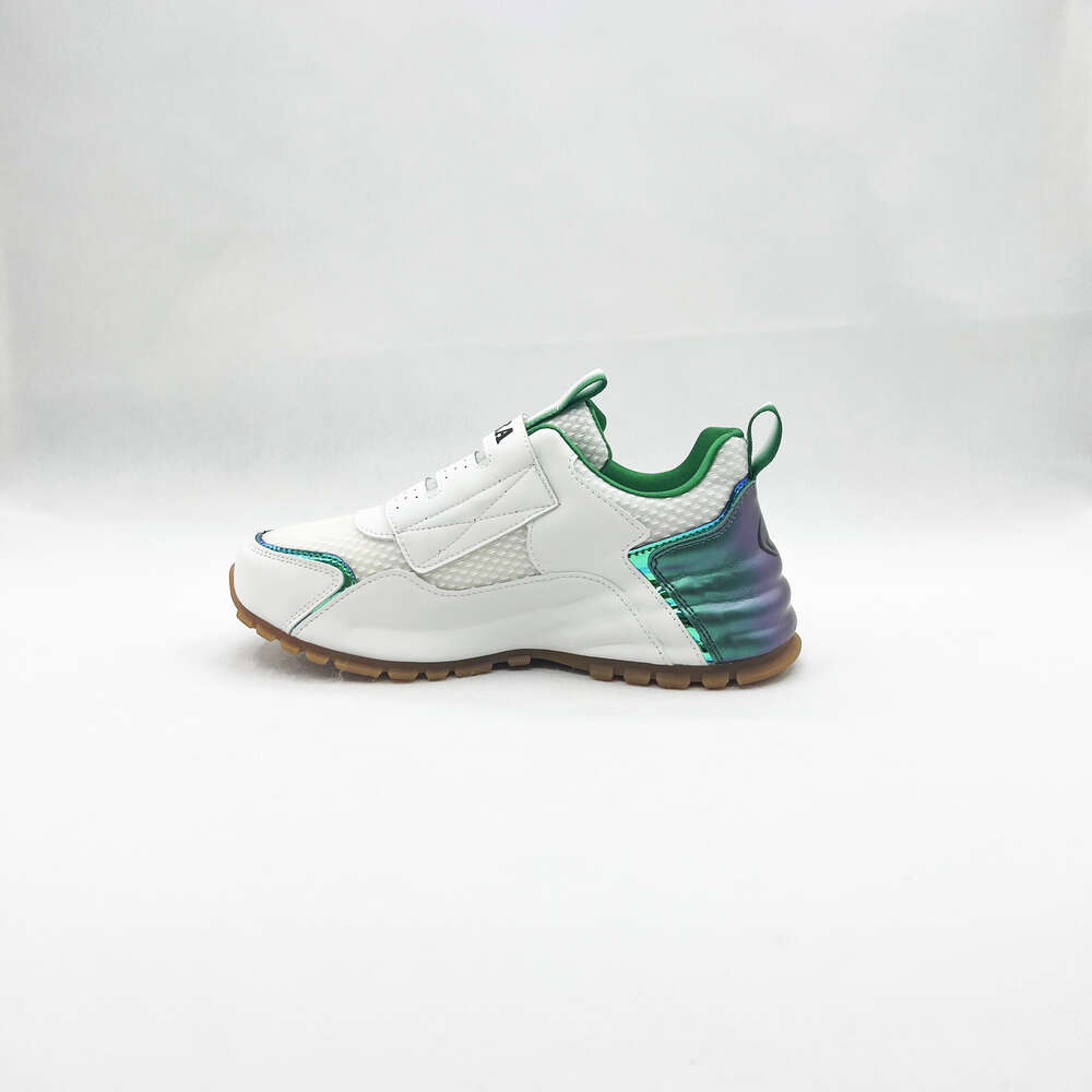 Newly designed leather casual custom comfortable breathable sneakers non-slip running shoes for women