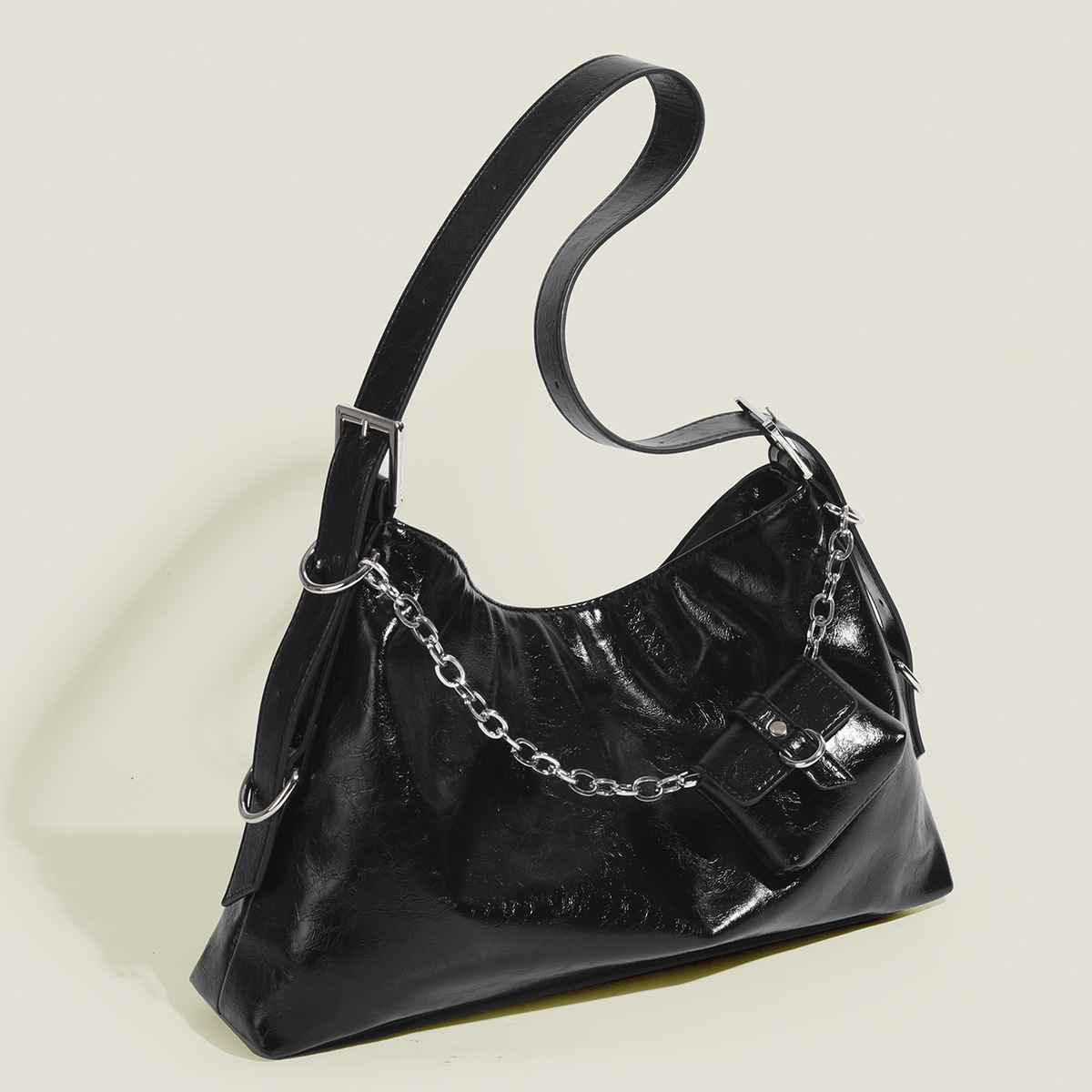 High quality spring/summer new minimalist underarm bag with large capacity casual and versatile fashion headphone bag commuting single shoulder tote b