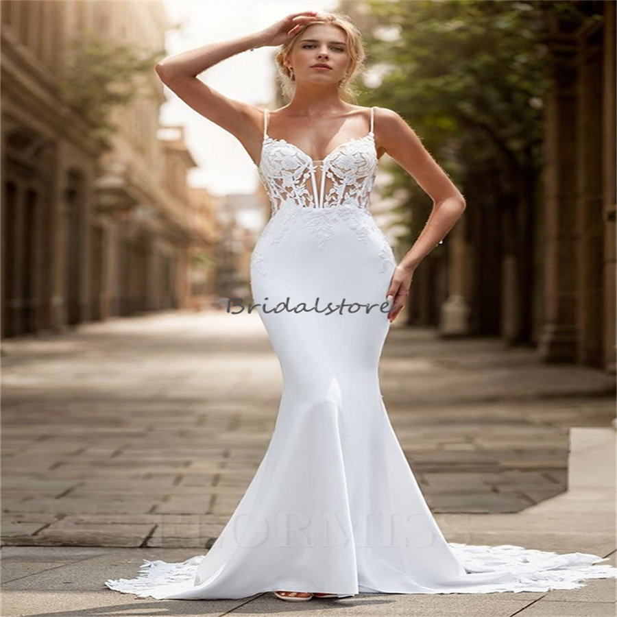 Simple White Mermaid Wedding Dresses 2024 Sexy Backless Lace Train Boho Bride Dress Spaghetti Straps Bohemian Garden Vestio De Novia Satin Beach Brida