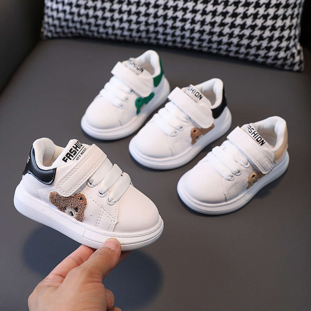 Autumn New Childrens Cricket Sports Panda Baby Girl Little White Boys Casual Shoes 16 Years Old F61222 S251027