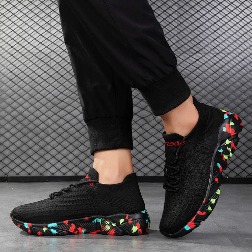 Wholesale Large size new style Sports for men Unisex Sock upper lightweight Walking outdoor men's running shoes