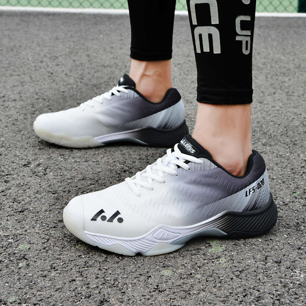 2023 Microfiber Leather Upper Men's And Women's Sports Tennis Breathable Non Slip Jumping Badminton Shoes
