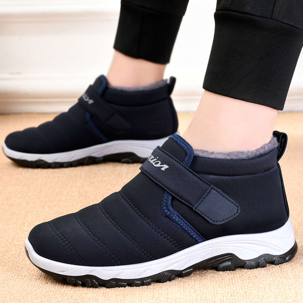 Wholesale cheap wool warm snow boots for men high quality winter outdoor men's sneakers