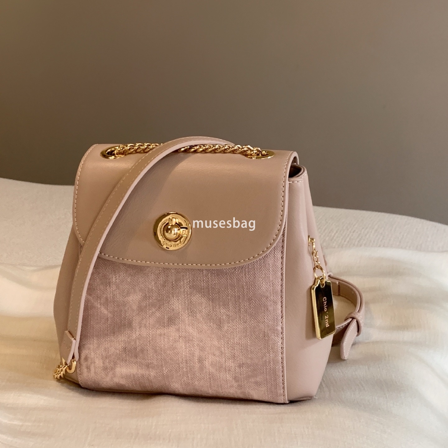 Soft leather high-capacity backpack for women's high-end fashion new niche pink mist Korean chain small backpack designer bag