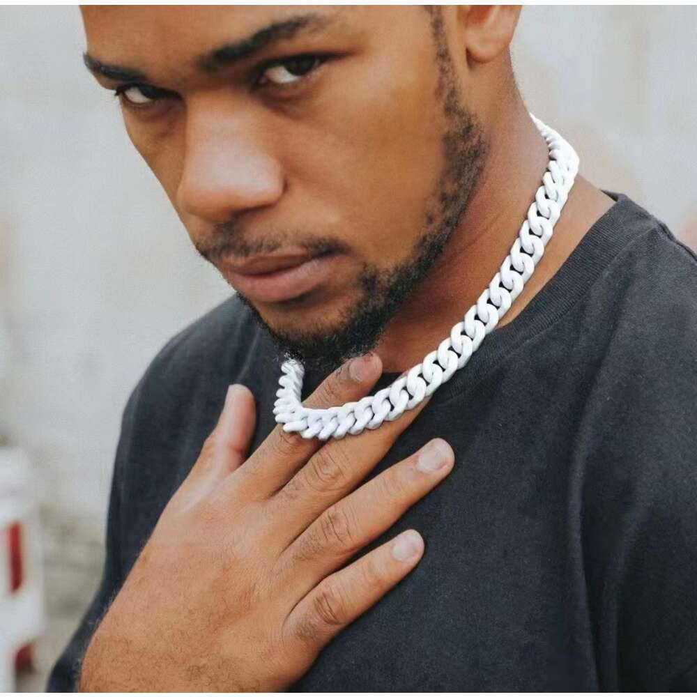 Foruixi Custom Moissanite Name Necklace Pendant Custom Cuban Link Name Necklace