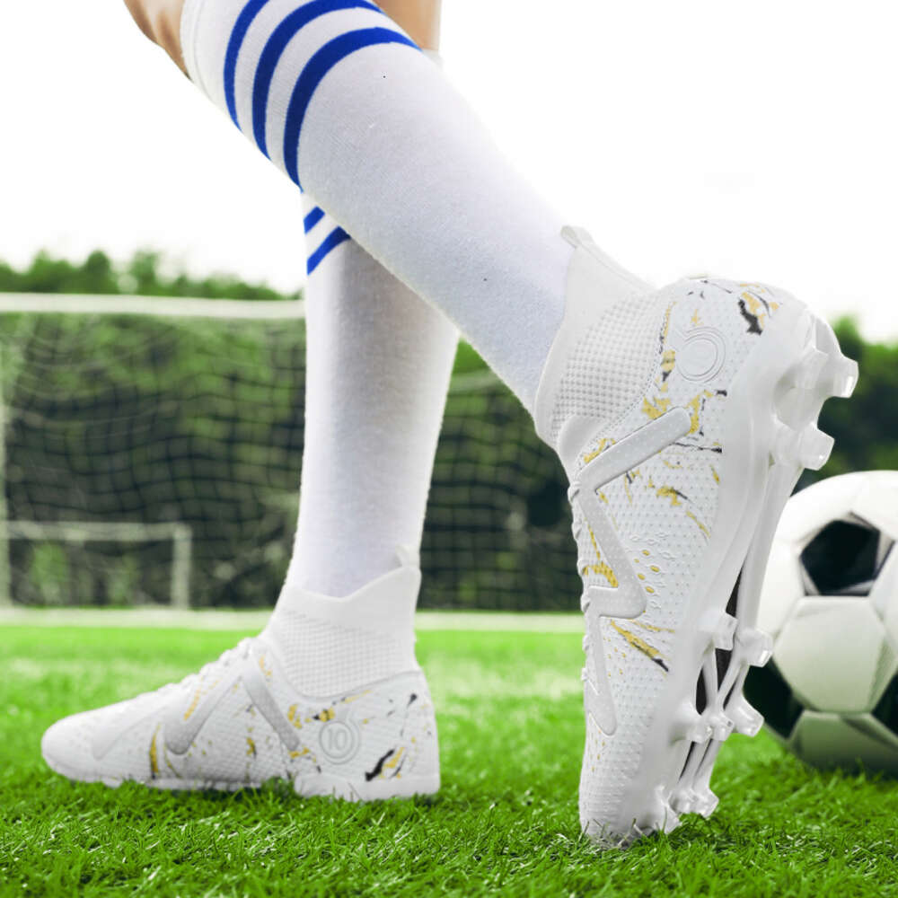 Indoor Outdoor Professional Men Football Sneakers Boy boots High Ankle Men's Cleats Training Soccer shoes