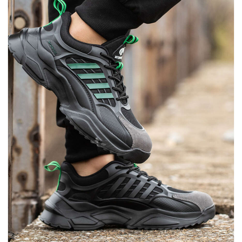 2023 best-selling breathable lightweight shoes, anti-skid and wear-resistant safety shoes for men