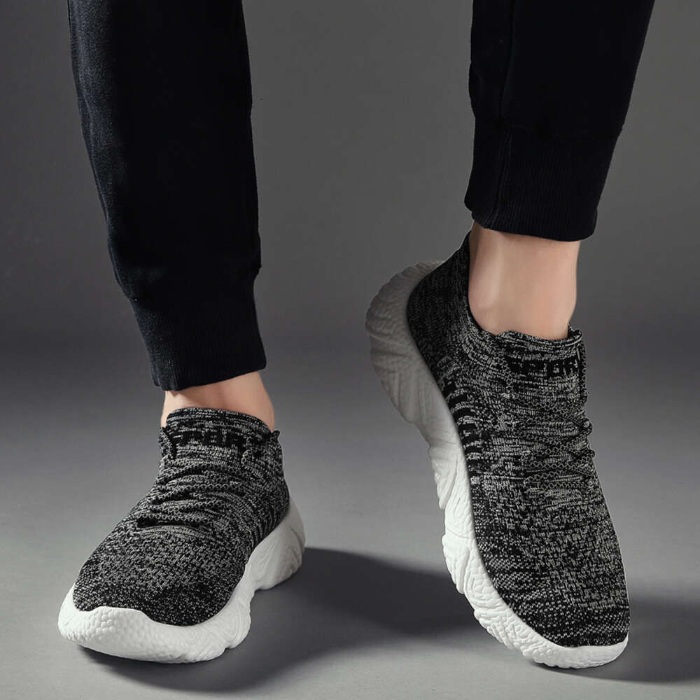 New design lightweight men's casual Chunky Breathable Custom sneakers for large size men walking style shoes