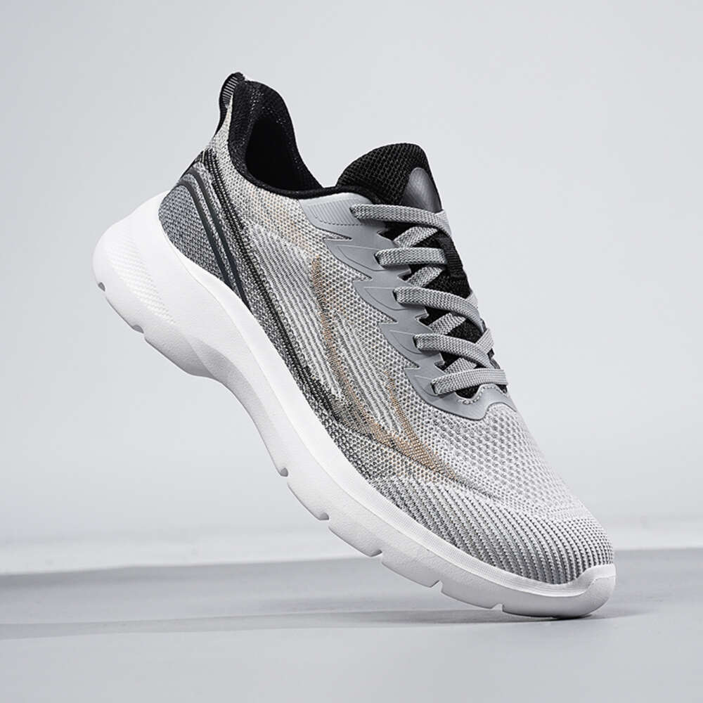 New Outdoor Fashion Sneakers Comfortable Synthetic Walking Summer Lightweight Breathable Men Casual Running Shoes