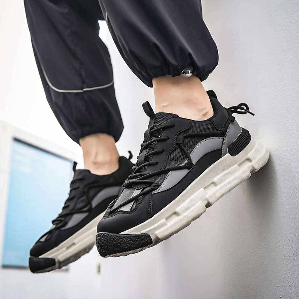 Casual Trending Mens Sneakers Outdoor Durable Breathable Hiking Sports Shoes Custom Classic for Men Mesh