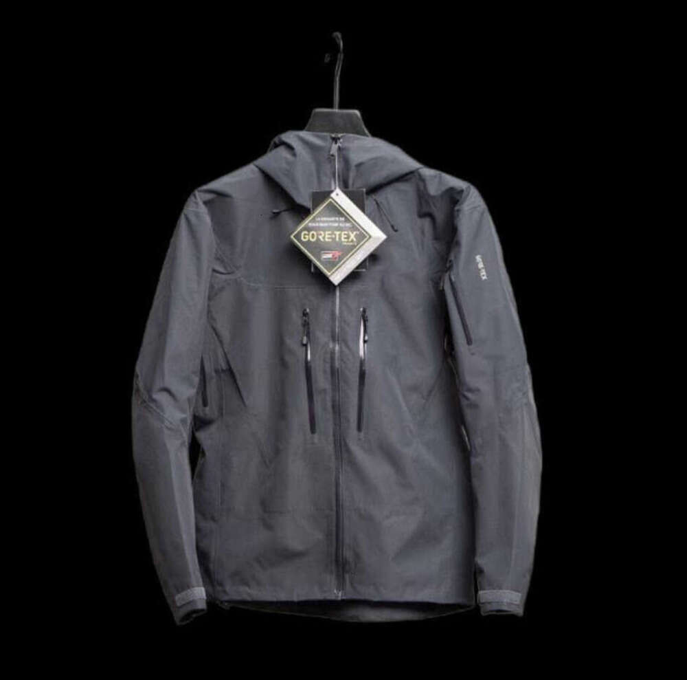 Mens Jackets 2023 ARC Three-Layer Outdoor Waterproof Jacket For Men GORE-TEXPRO SV Male Casual Hiking Coat Clothing New high end 69EF