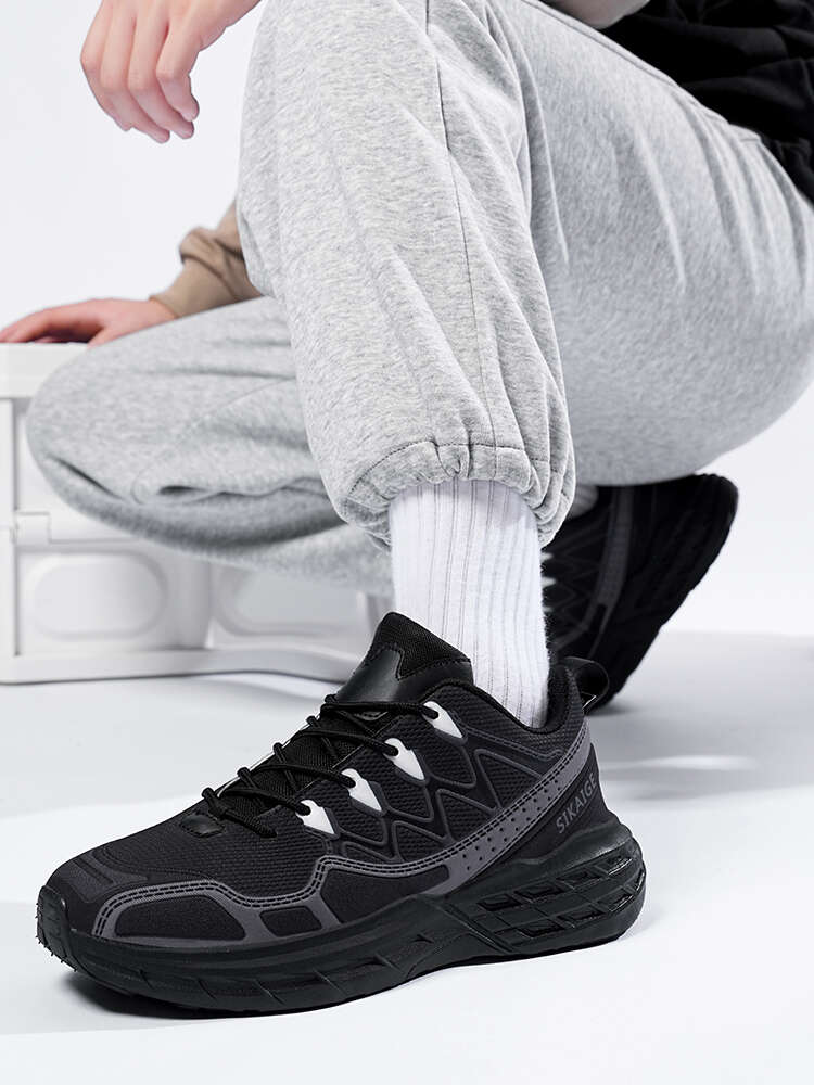 Made in China high quality casual four seasons fashion men's walking new shees network surface sports shoes