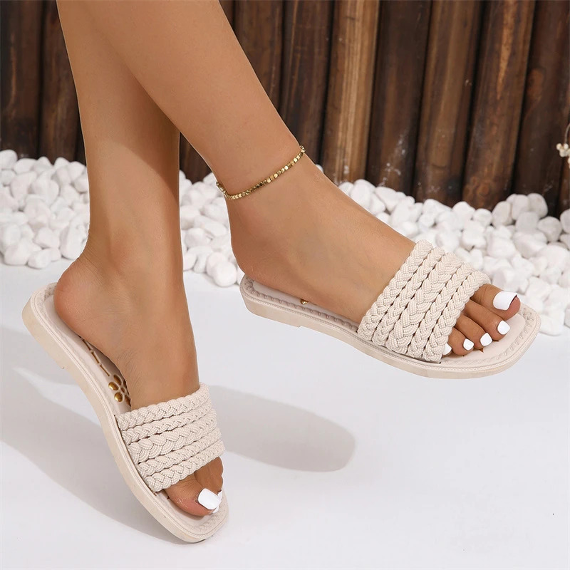 2024 Summer Fashion Comfortable Single Line Leisure Outdoor Beach Shoes Sandals and Womens Slippers 240611