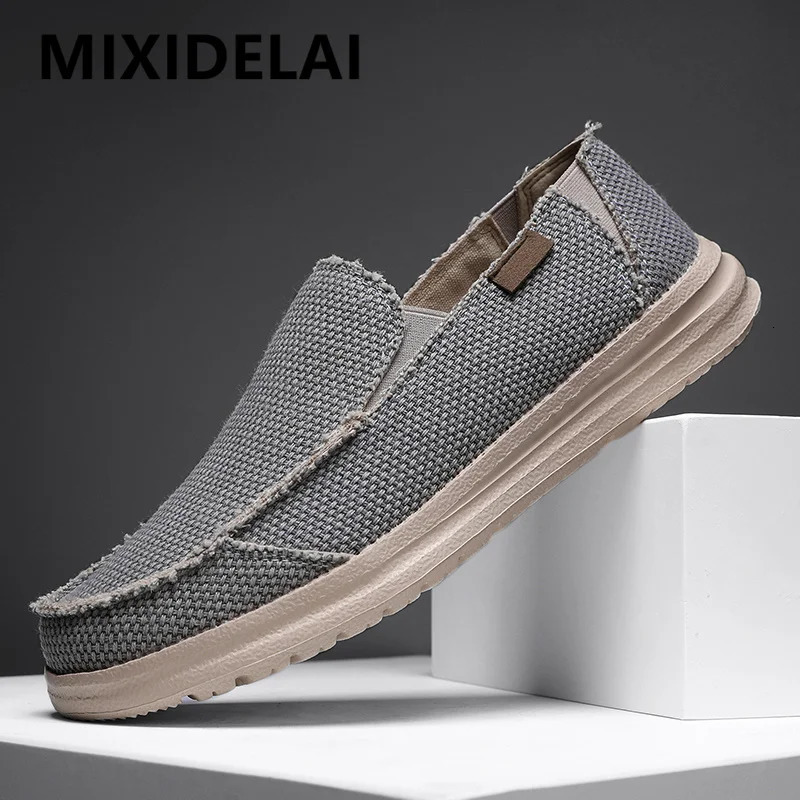 Summer denim canvas mens breathable casual shoes outdoor anti slip sports shoes comfortable driving shoes mens slippers large size 240611